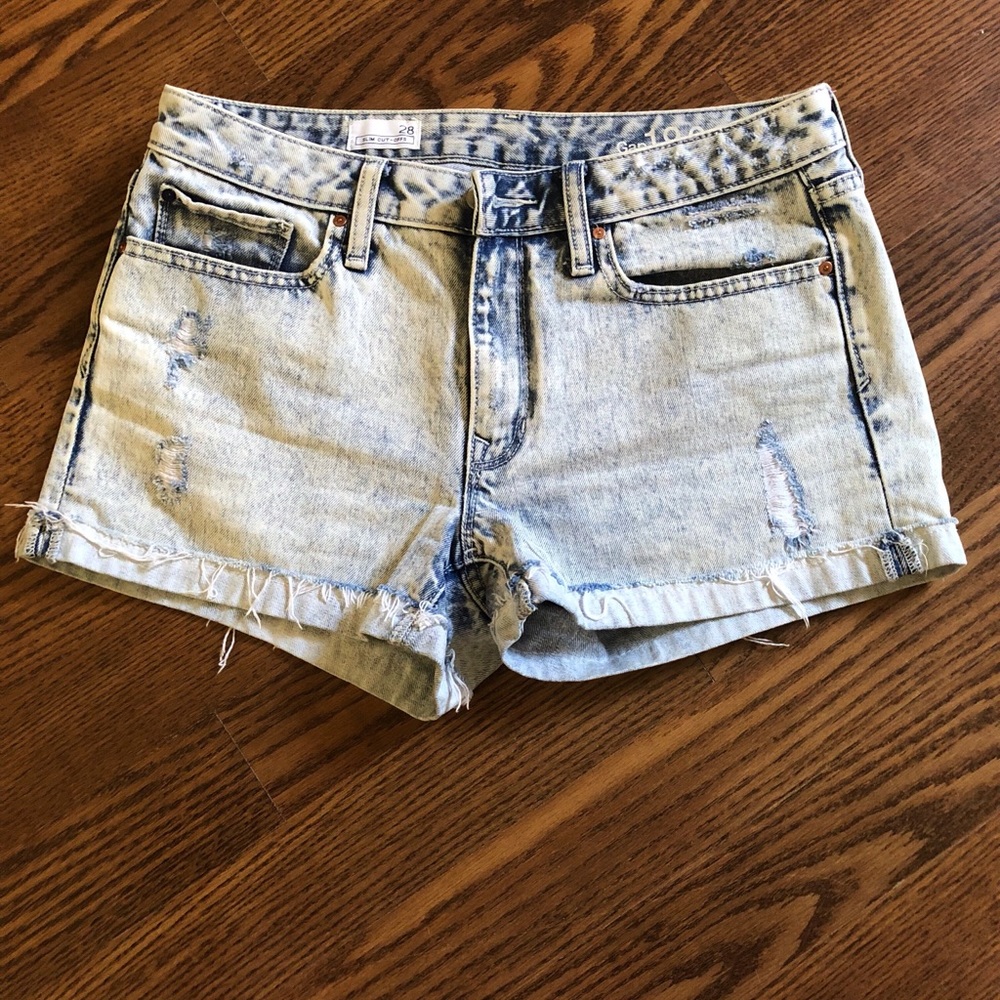 ACID WASH JEAN SHORTS